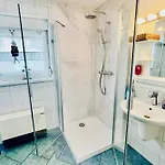 Ferienhaeuschen Im Gruenen بيت للعطل *