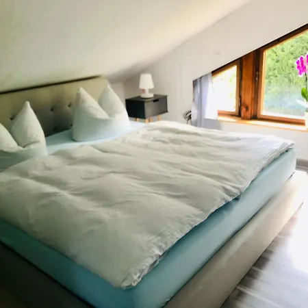 Ferienhaus Ferienhaeuschen Im Gruenen *